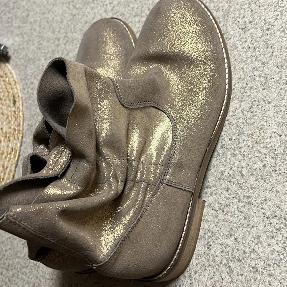 Boden gold suede slouchy boots size 39/